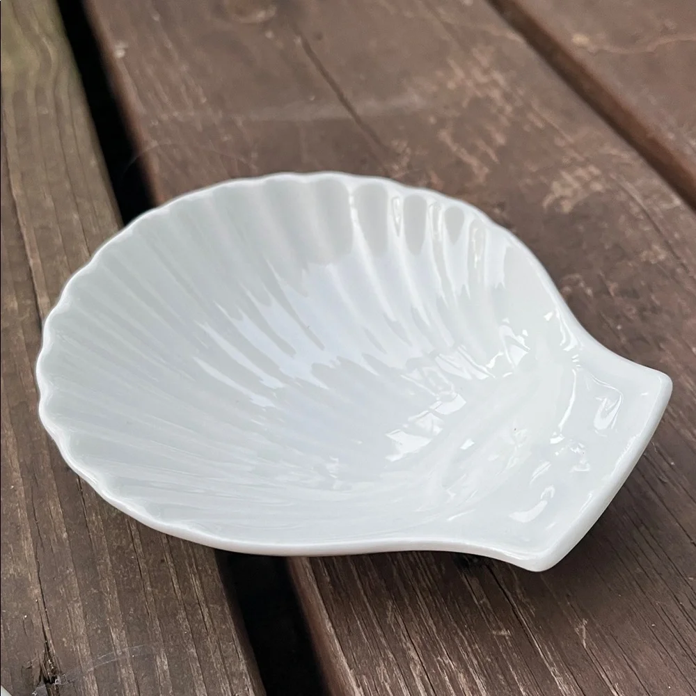 Pillivuyt Vintage Scallop Shell Dishes French White Porcelain